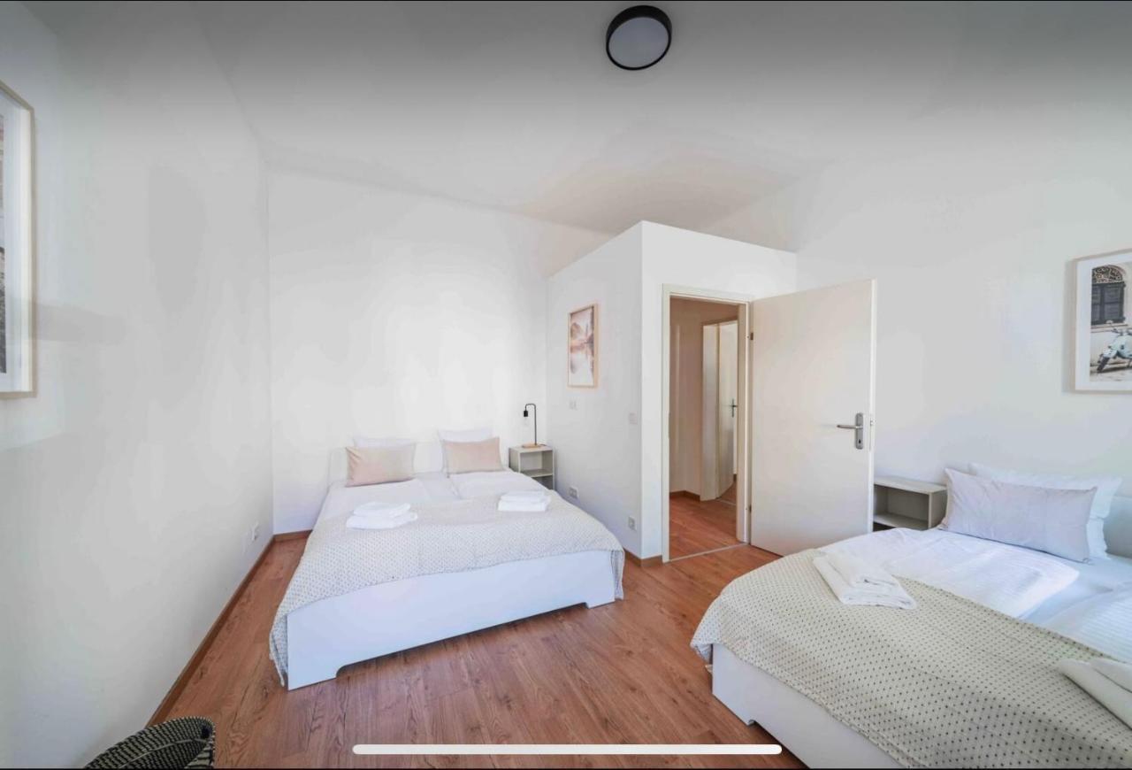 Apartment Next To Schoenbrunn Wien